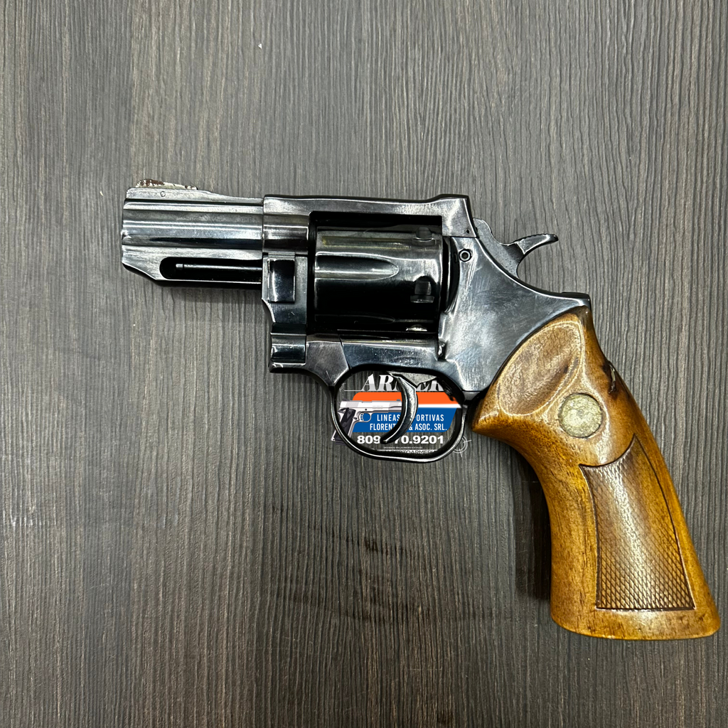 REVOLVER DAN, MODELO WESSON, DE 6 CAPSULAS, CALIBRE: 38MM