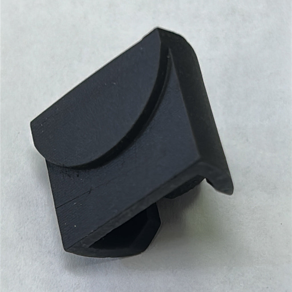 CUBRE FALTA PARA PISTOLAS GLOCK — TAPITA INFERIOR PARA EMPUÑADURA