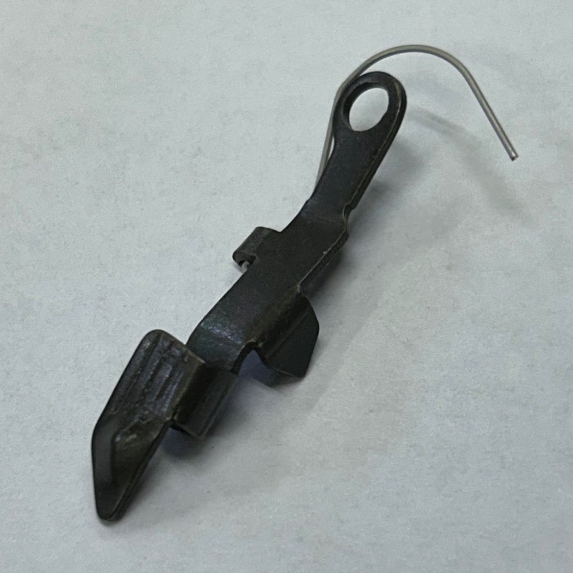 SEGURO PARA PISTOLAS GLOCK — COMPATIBLE CON MÚLTIPLES GENERACIONES